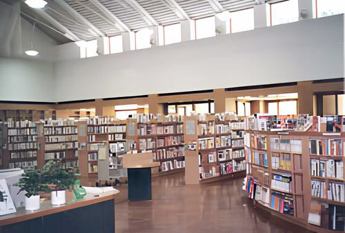 京都産業大学